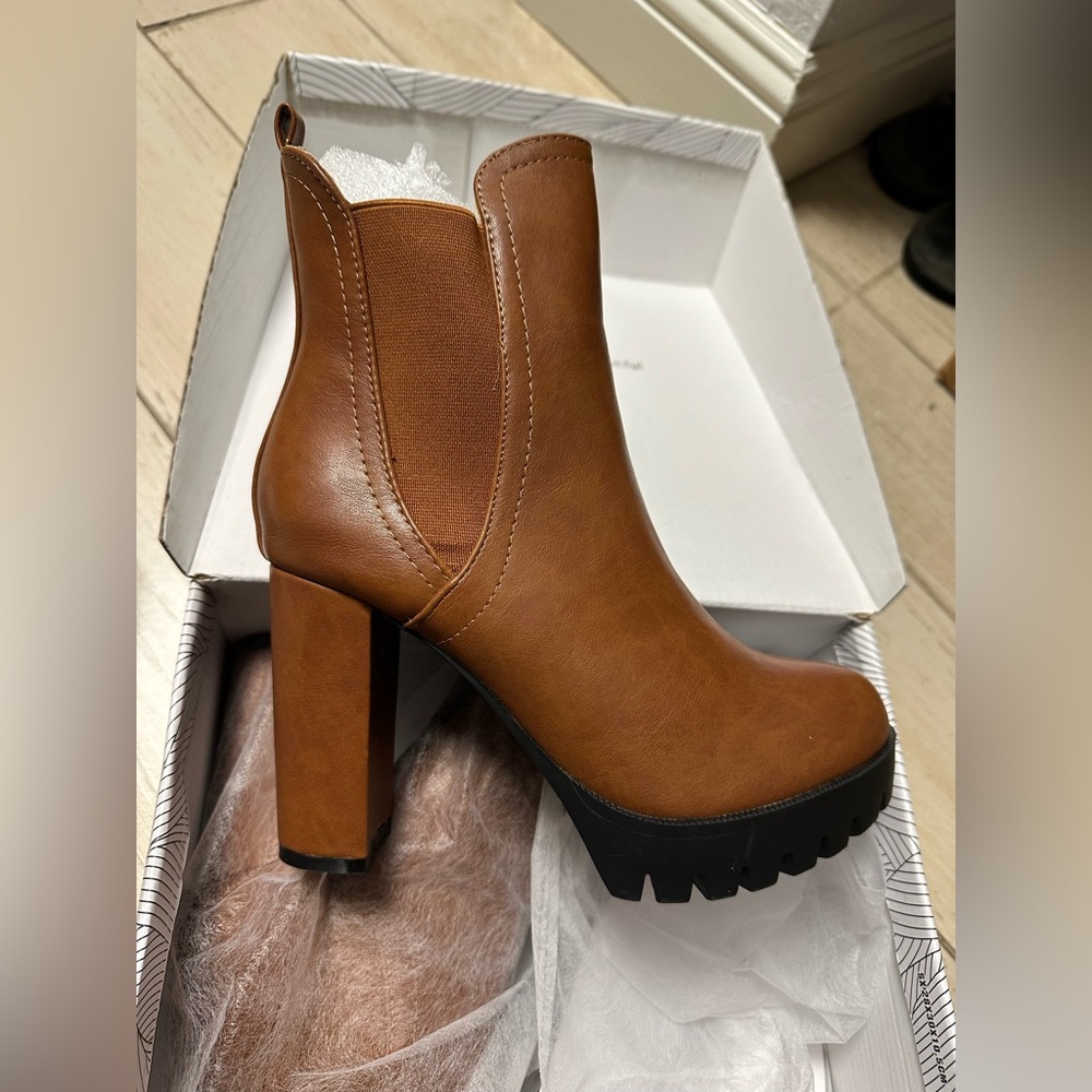 Chase & Chloe Brown High Heel Ankle Boots Size 7 BRAND NEW